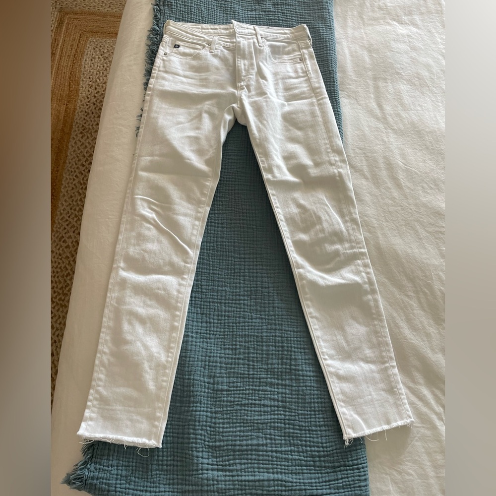AG “The Stevie” white denim jeans size 26R